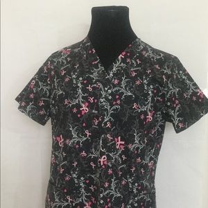 Scrub Studio Scrub Top Size L Pink Ribbons Black